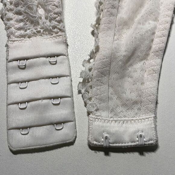 Victoria’s Secret XS Bralette Halter Top - Picture 5 of 6